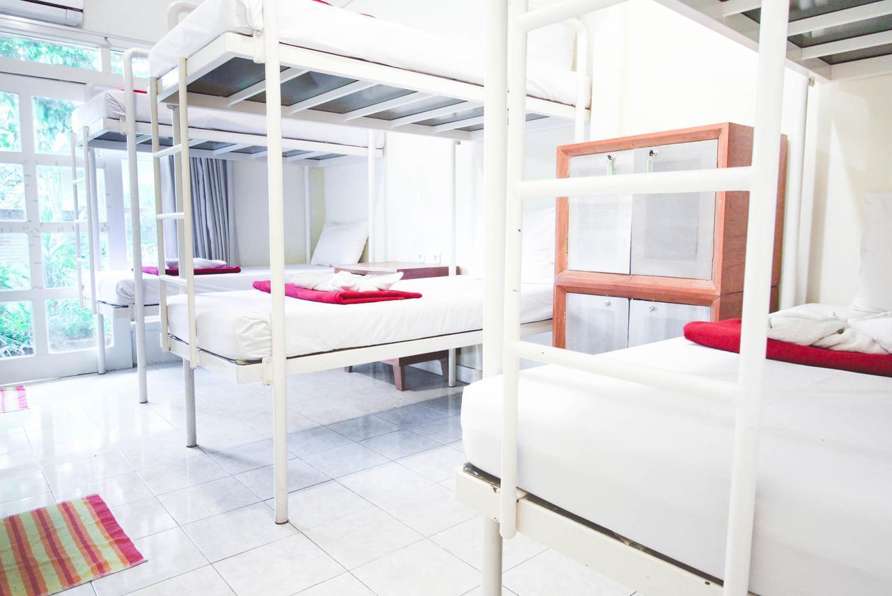 Reddoorz Hostel @ Kotagede Yogyakarta Luaran gambar